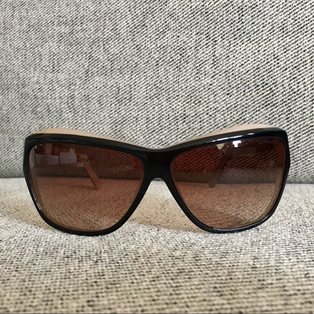 Chanel sunglasses - Picture 2 of 6